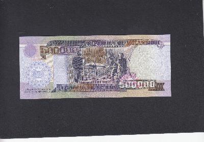 Beschrijving achterzijde: STEELWORKERS